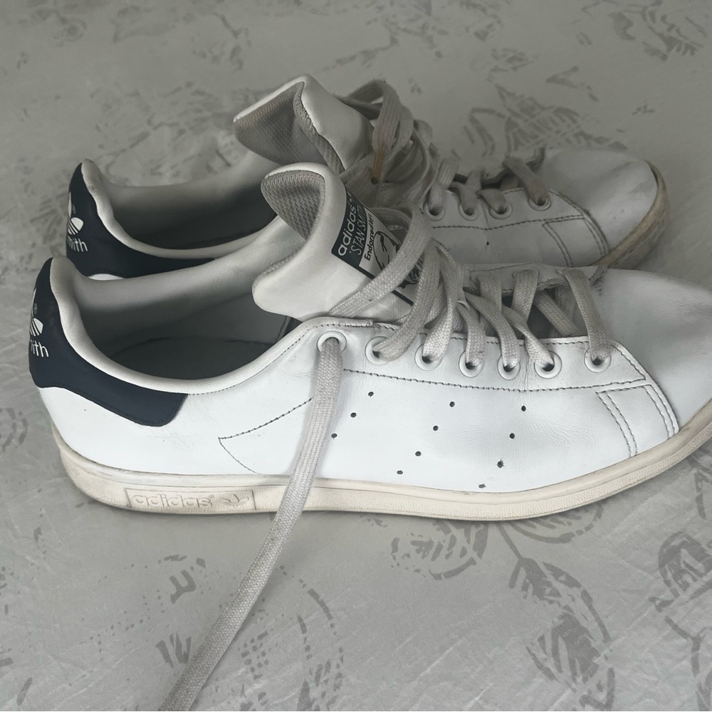 Adidas Stan Smith men’s size 11 white and navy